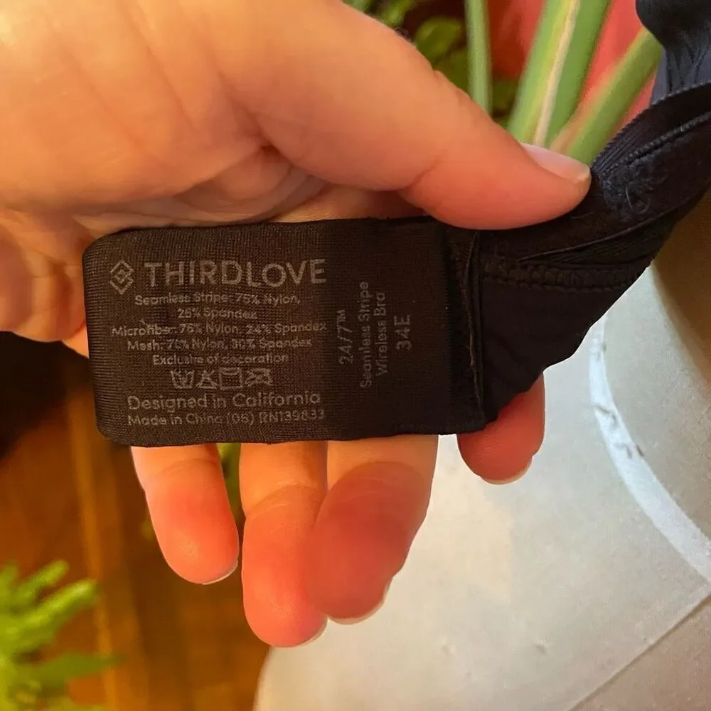 THIRD LOVE | black bra 34E